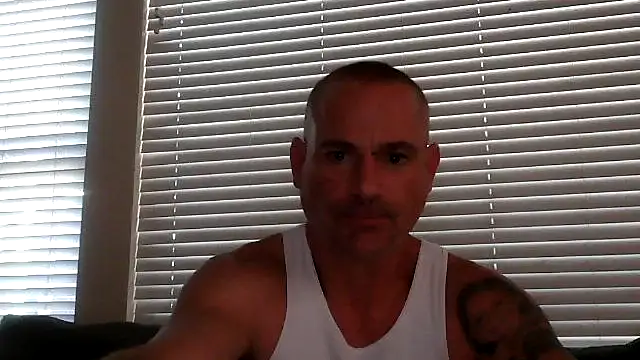 Snapshot of MISTERANDDEMI chatting on May 2026 12:32:01 AM MISTERANDDEMI online show from May 2026 12:32:01 AM