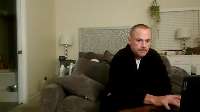 Snapshot of MISTERANDDEMI chatting on April 2026 08:21:01 AM MISTERANDDEMI online show from April 2026 08:21:01 AM