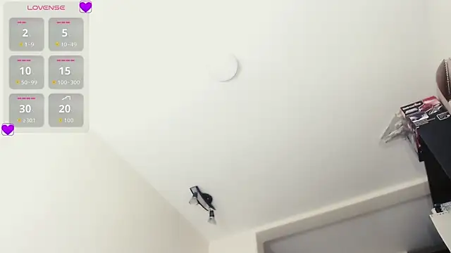 Agatha Dubois4  online show from March 2026 02:32:01 AM