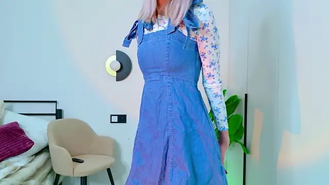 MidnightLily  online show from March 2026 02:10:02 AM