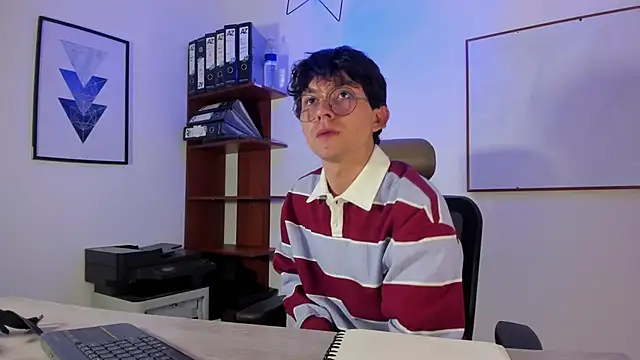 Eliot X online show from December 2025 11:18:01 PM