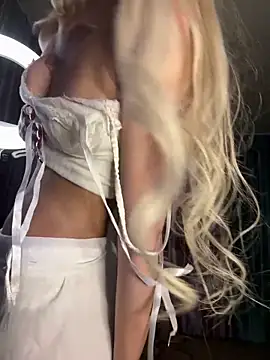 Snapshot of ScoobeDeDoo chatting on February 2026 08:49:02 PM ScoobeDeDoo online show from February 2026 08:49:02 PM