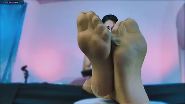 ScarlettRedsins online show from March 2026 11:23:02 PM