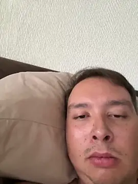 Snapshot of Burndew chatting on March 2026 04:03:01 PM Burndew online show from March 2026 04:03:01 PM