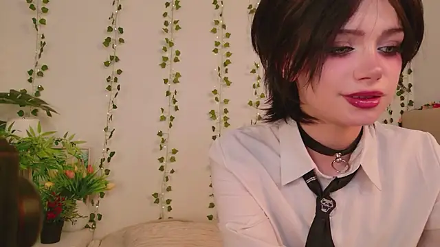 Dark Diva online show from August 2026 09:08:02 PM