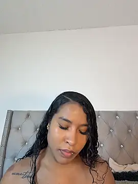 izzybelmonth12 online show from March 2026 08:02:02 PM