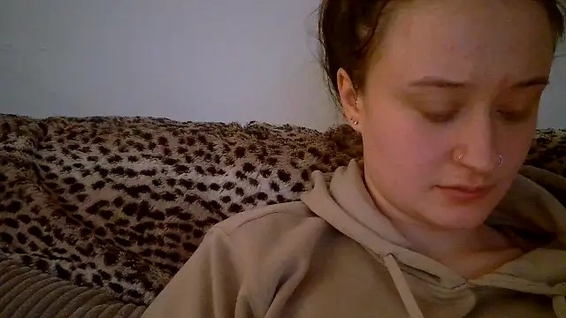 LilyLuck  online show from March 2026 01:22:01 AM