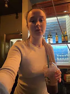 LilyLuck  online show from February 2026 05:24:02 PM