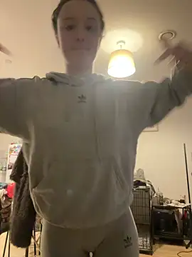 LilyLuck  online show from February 2026 03:43:02 PM