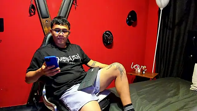 Snapshot of anddy024_ chatting on December 2025 12:40:02 PM anddy024 online show from December 2025 12:40:02 PM