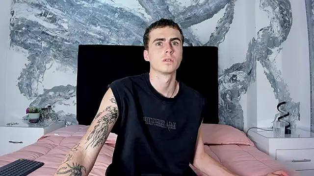 SpaceBoy1 online show from March 2026 10:06:01 PM