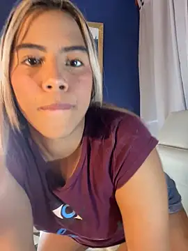 Snapshot of MiaSizzle chatting on December 2025 01:57:01 PM MiaSizzle online show from December 2025 01:57:01 PM