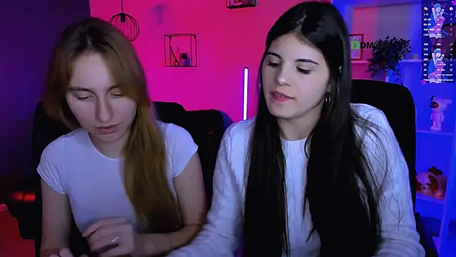 lizzie boom  online show from February 2026 08:08:01 PM