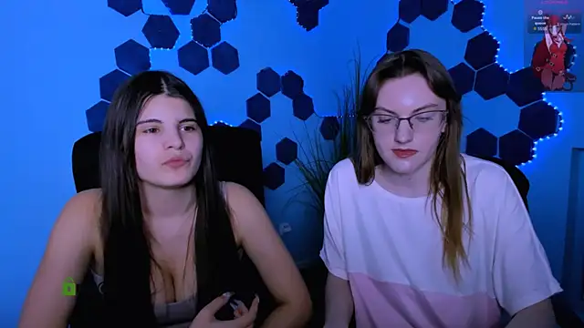 lizzie boom  online show from February 2026 09:25:01 PM