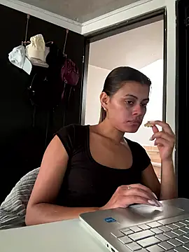 anna-evans09 online show from January 2026 07:07:02 PM