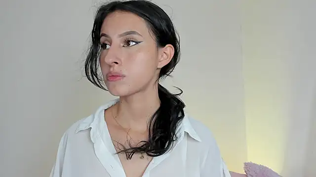 Zoe mrl online show from April 2026 10:44:01 AM