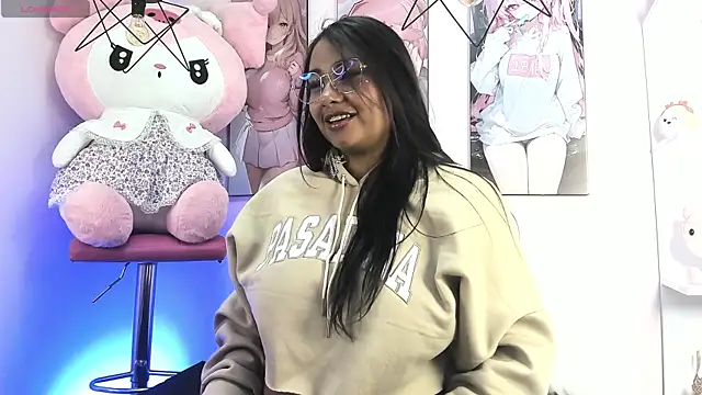 tinna noa online show from April 2026 02:57:02 AM