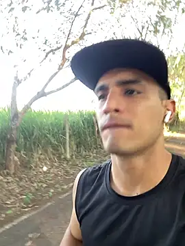 Maicol xxxx online show from February 2026 10:17:01 PM