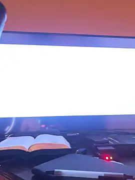 Maicol xxxx online show from March 2026 08:25:02 AM