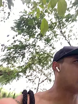 Maicol xxxx online show from February 2026 03:25:02 PM