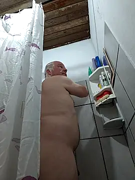 luis8558 online show from January 2026 11:31:02 PM