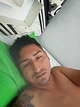 Yrresistible666 online show from February 2026 05:02:02 PM