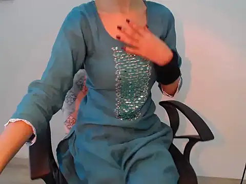 Farhana beautyfull online show from March 2026 04:57:01 AM