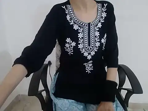 Farhana beautyfull online show from February 2026 04:56:02 AM
