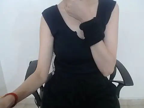 Farhana beautyfull online show from January 2026 05:00:01 AM