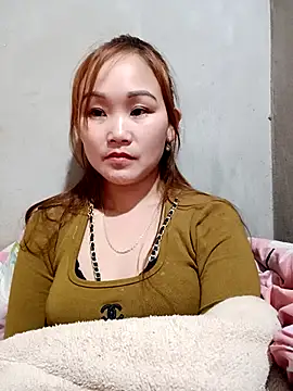 yula-bi online show from February 2026 12:42:02 AM