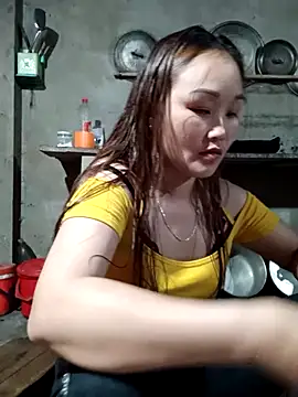 Snapshot of yula-bi chatting on May 2026 12:30:02 PM yula-bi online show from May 2026 12:30:02 PM
