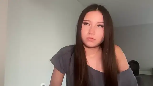 Snapshot of luvvivii chatting on July 2026 11:13:01 PM luvvivii online show from July 2026 11:13:01 PM