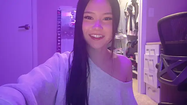 luvvivii online show from February 2026 03:47:01 AM