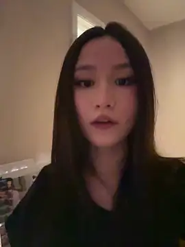 luvvivii online show from February 2026 01:38:01 AM