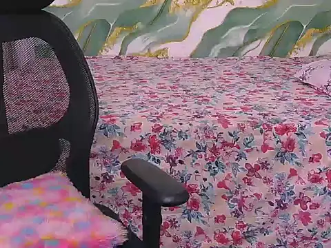 bold-smirthii online show from March 2026 04:40:01 AM