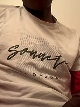 davebigjunk12 online show from December 2025 06:27:01 AM