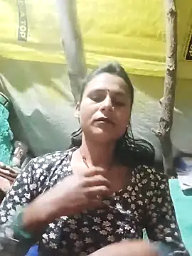 Cuty priti online show from March 2026 10:10:02 PM