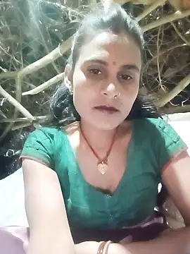 Cuty priti online show from April 2026 04:21:01 PM