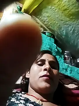 Cuty priti online show from February 2026 07:04:01 PM