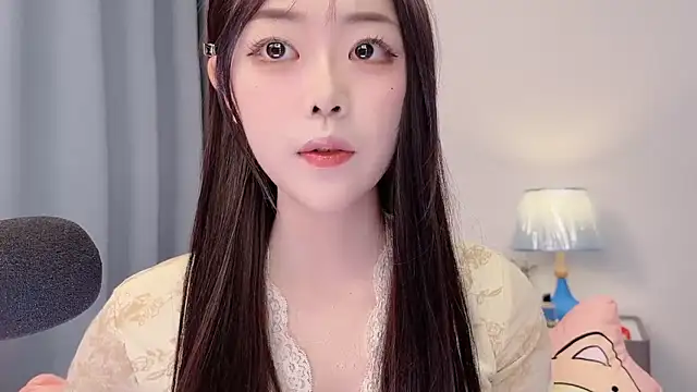 smalldaisy online show from April 2026 02:24:01 AM