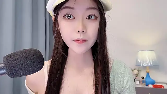 smalldaisy online show from April 2026 04:39:01 AM