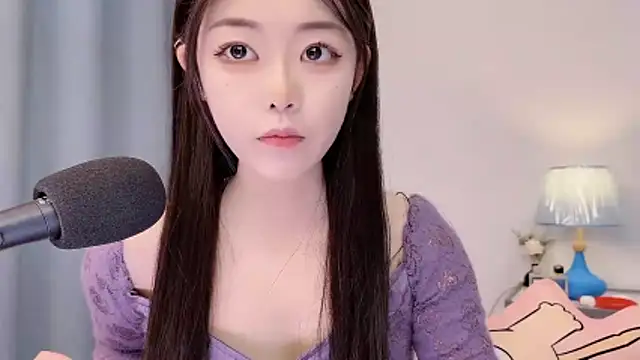 smalldaisy online show from April 2026 02:56:01 AM