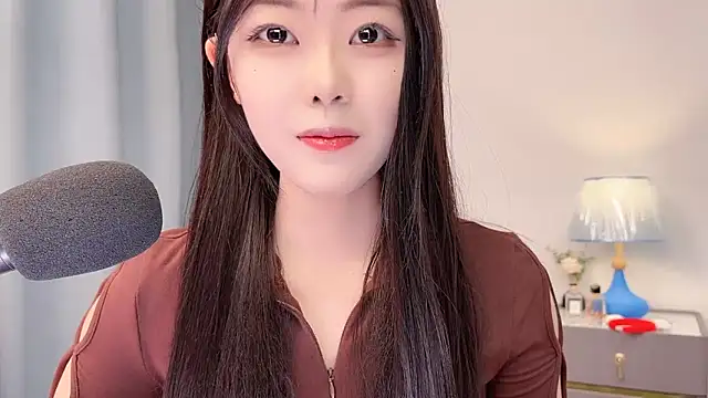 smalldaisy online show from April 2026 02:48:01 AM