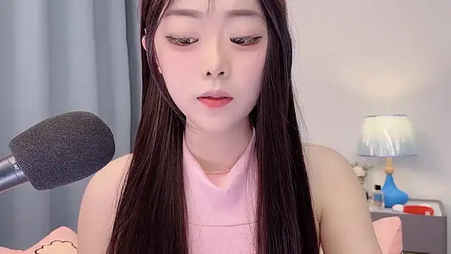 smalldaisy online show from April 2026 02:46:01 AM