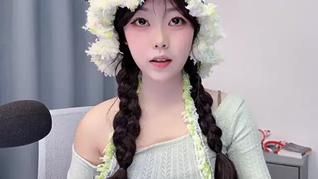 smalldaisy online show from March 2026 02:11:02 AM