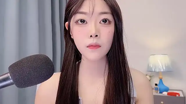 smalldaisy online show from April 2026 03:24:02 AM