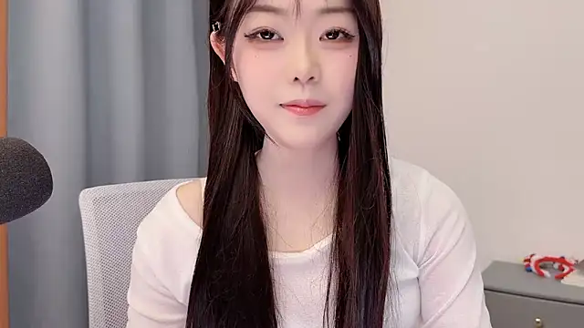 smalldaisy online show from March 2026 02:42:01 AM