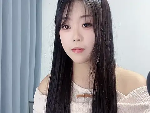 smalldaisy online show from December 2025 07:07:02 AM