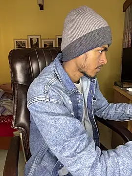 Snapshot of tooexpensive chatting on January 2026 05:00:02 AM tooexpensive online show from January 2026 05:00:02 AM