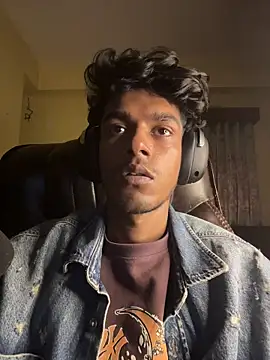 Snapshot of tooexpensive chatting on February 2026 03:33:01 PM tooexpensive online show from February 2026 03:33:01 PM